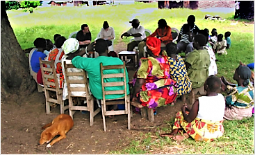Focus group discussion in Booma village, Uganda. Source: DEPARTMENT OF PATHOLOGY (2004)
