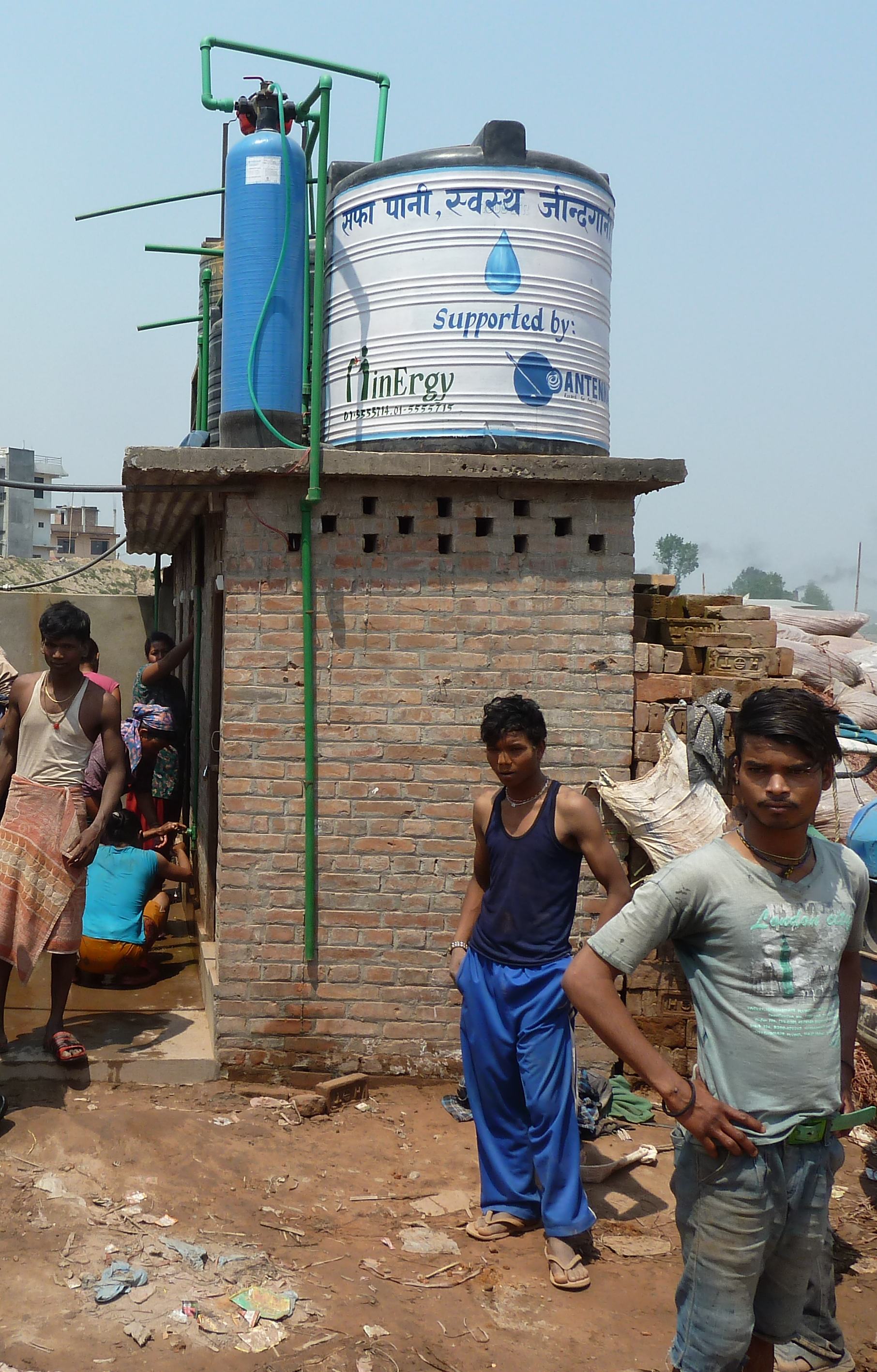 Water purification unit and storage tank for chlorination on brick kiln premises in the Kathmandu Valley. Source: Antenna (2017)