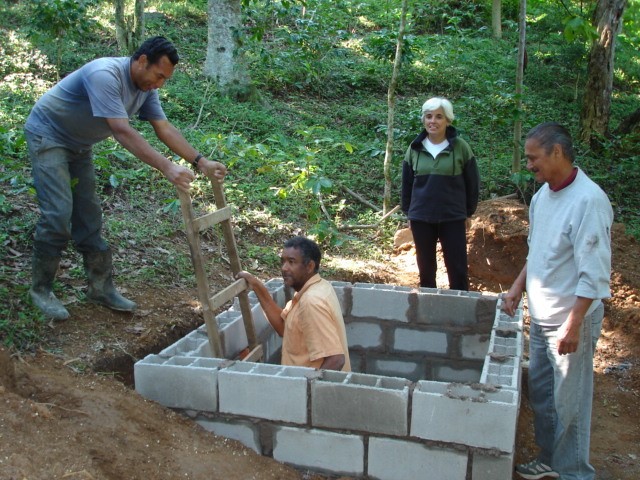 Construction of a concrete cesspit in Brazil. Sources: LAMEGO (2006)   