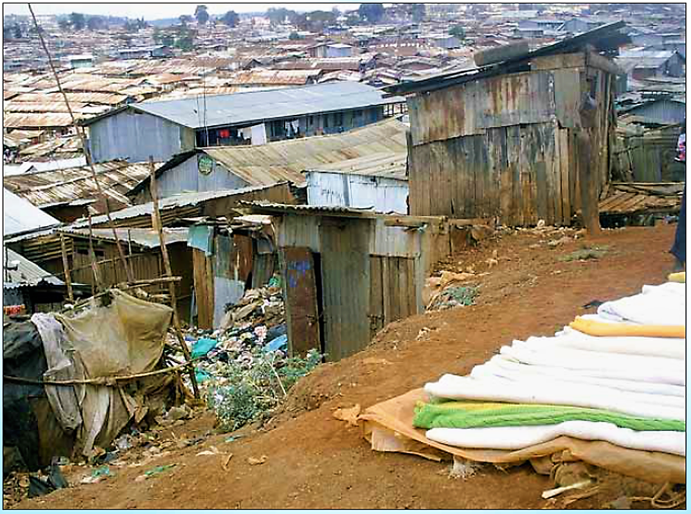 An informal settlement in Kibera, Kenya, where centralised water supply is impossible due to population growth, lack of resources, and unsupportive legal framework. Source: UNHABITAT and GWA (2006).