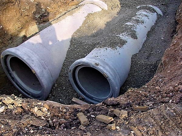 New construction of a separated sewer system in Germany. Source: VILLINGEN-SCHWENNINGEN (2010)