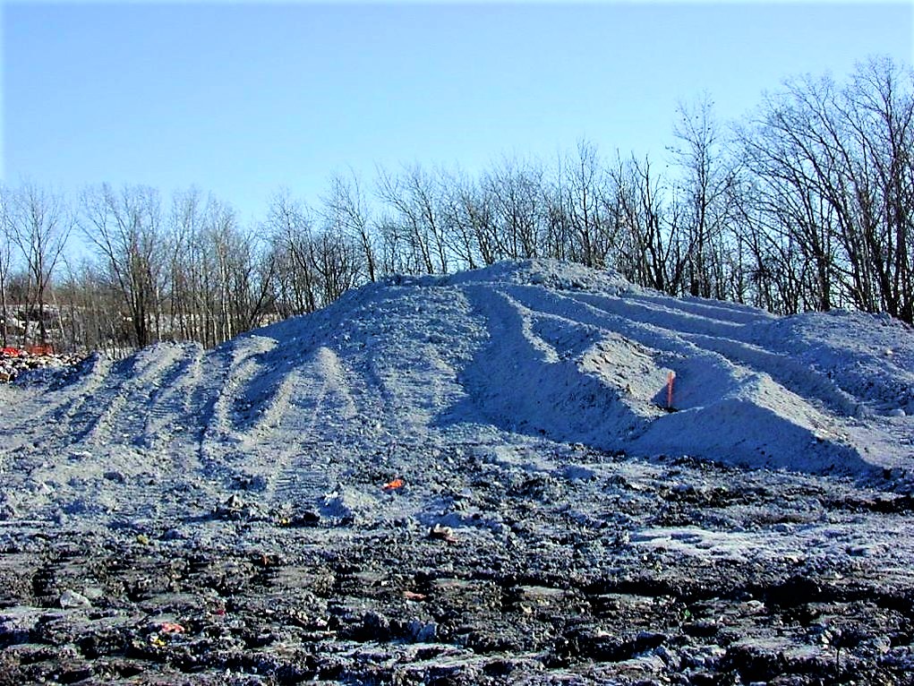 Mixed pulp sludge and biosolids can reach important volumes. Keeping biosolids separate from other wastes is often the best solution. Source: WRIGHT TECH SYSTEMS INC (2006)      